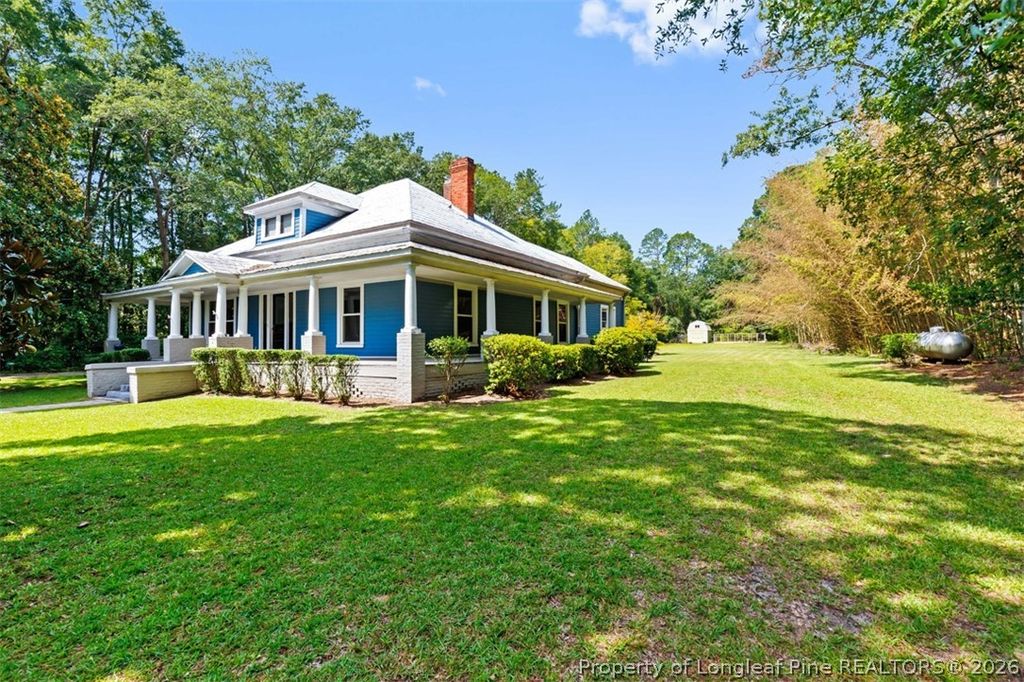 view 37th full size image of this home