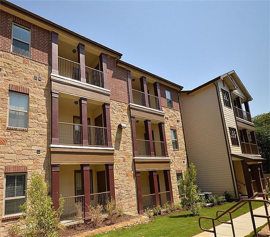 1842 El Capitan Dr, Dallas, TX 75228