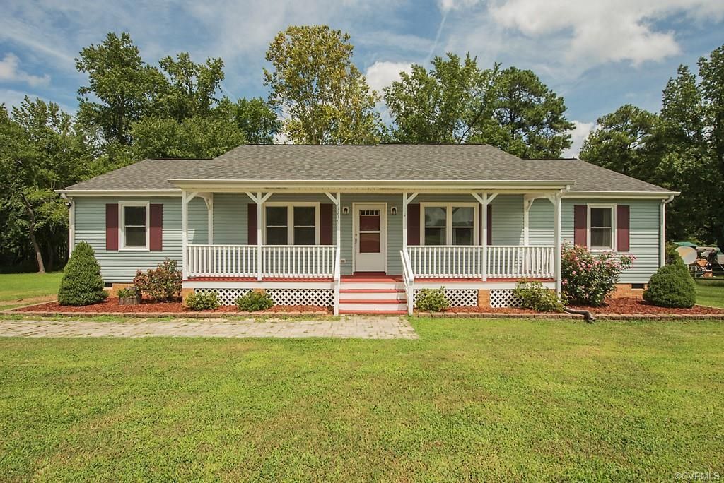 21219 Deodora Dr, South Chesterfield, VA 23803