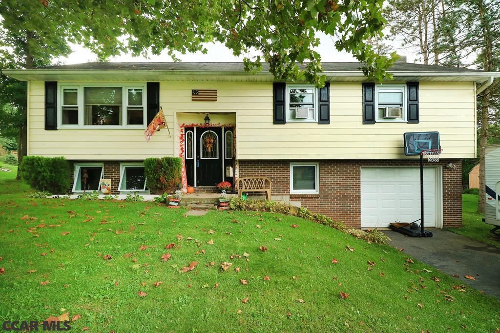 122 Ridge Ave, Centre Hall, PA 16828