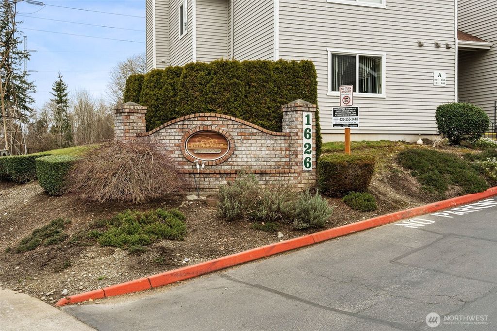 1626 Grant Avenue S #D101, Renton, WA 98055