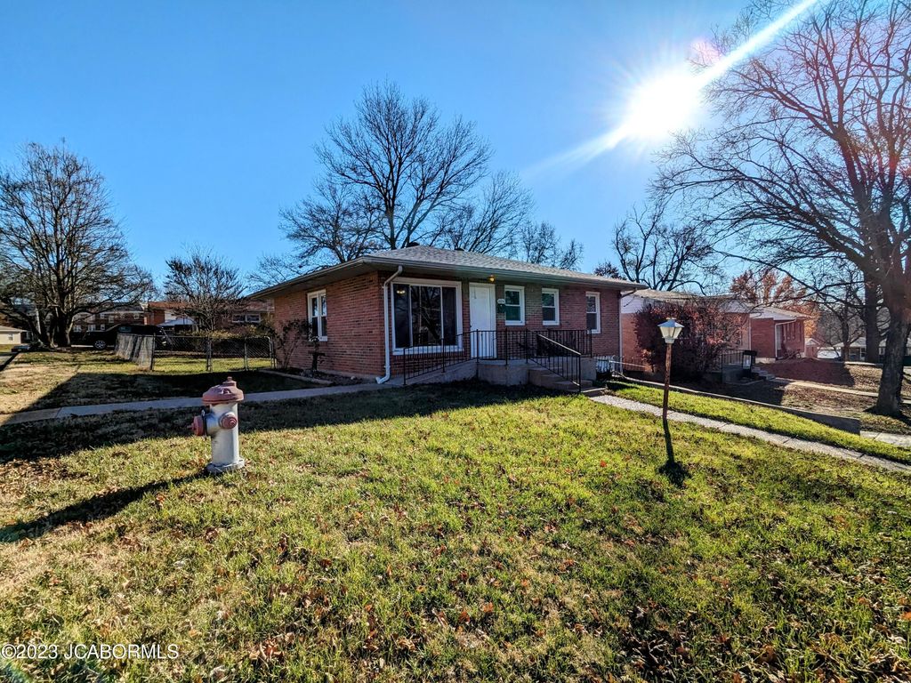 1612 Ridgewood Dr, Jefferson City, MO 65109 MLS 10066774 Trulia