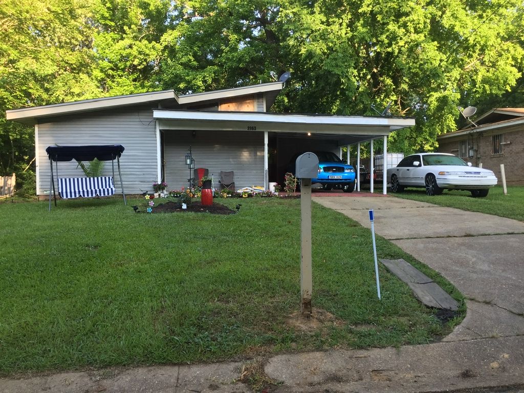 2963 Kentwood Dr, Jackson, MS 39212