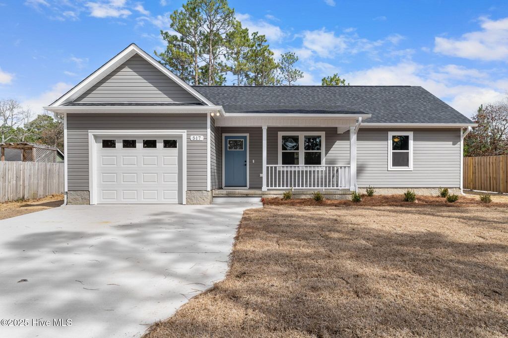 1121 Beaufort Road, Southport, NC 28461