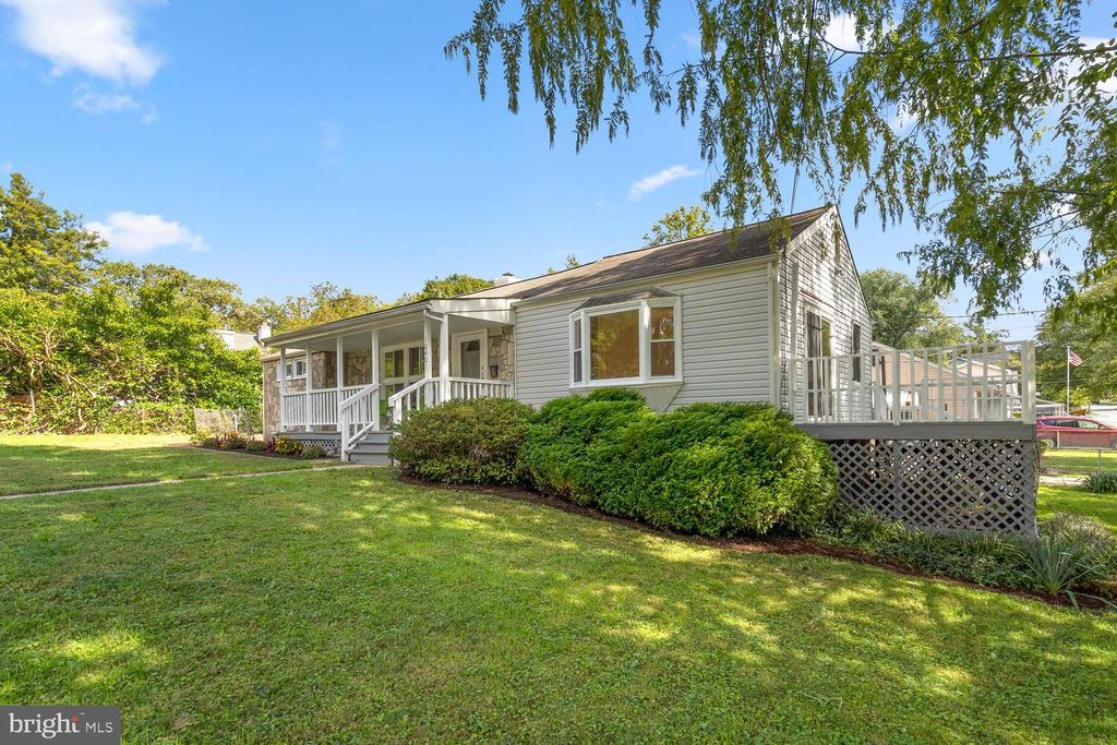 10401 Meredith Ave, Kensington, MD 20895