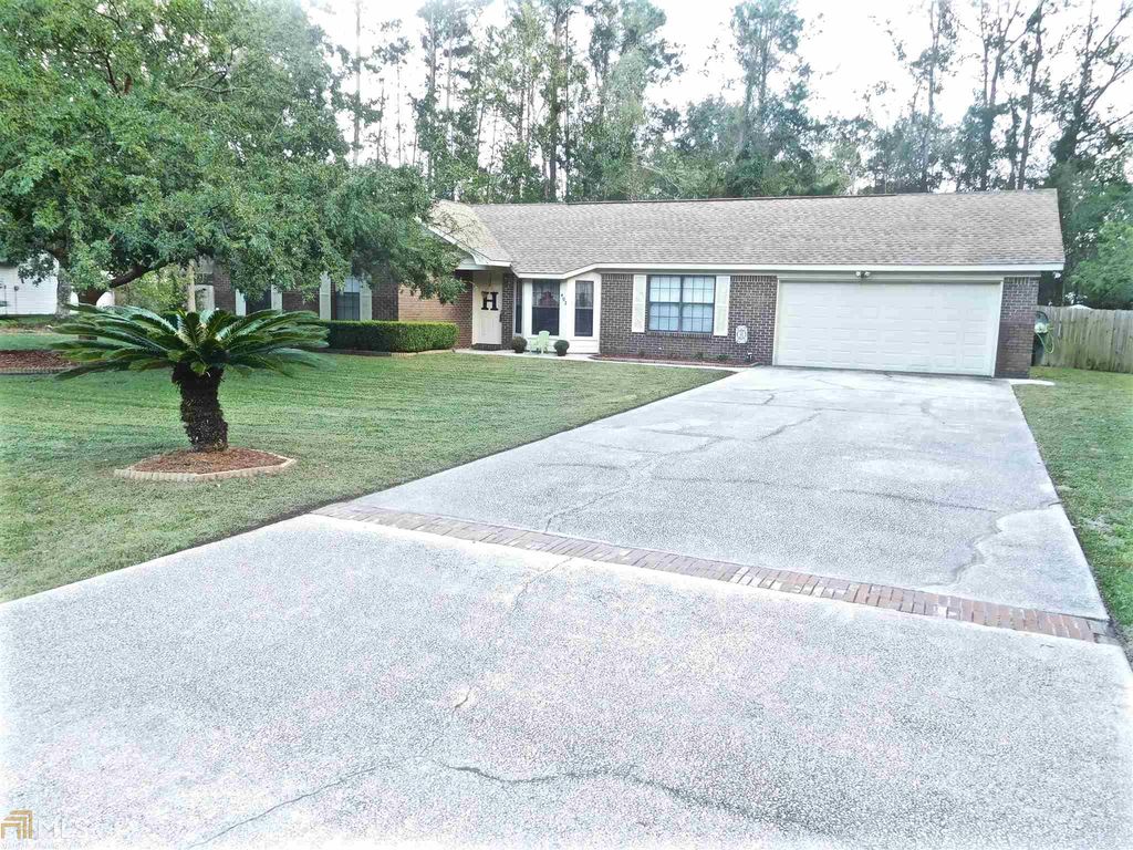 402 E Bay Ave, Kingsland, GA 31548