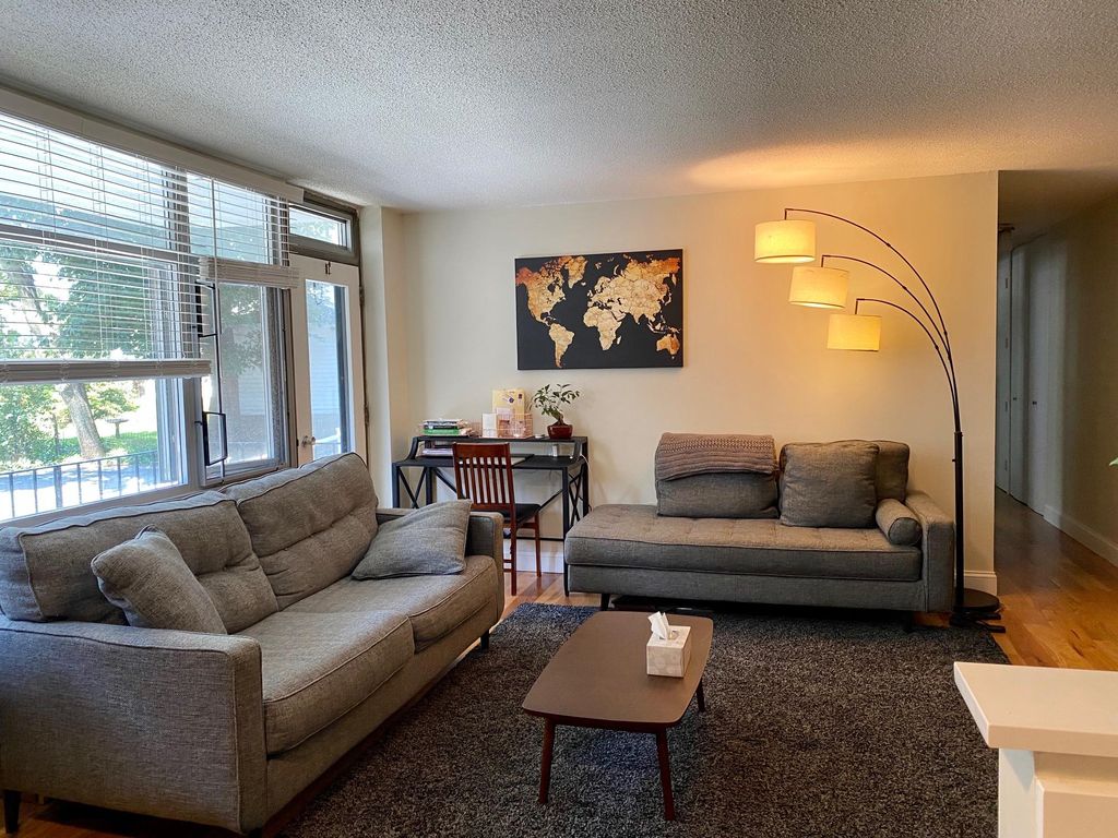 123 Trapelo Rd, Belmont, MA 02478