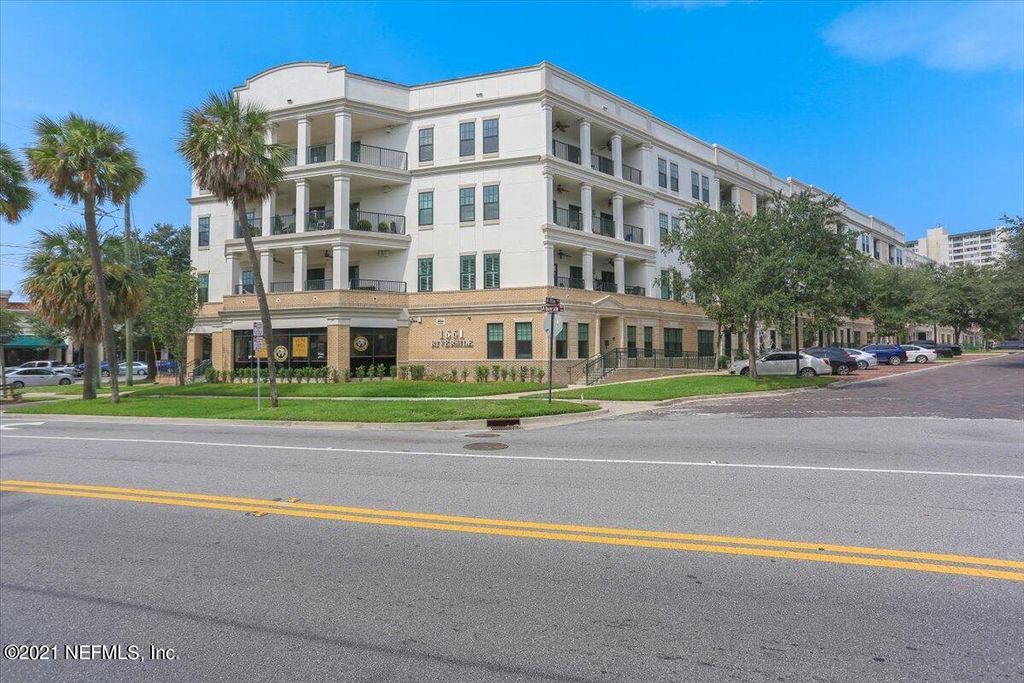 1661 Riverside Ave #213, Jacksonville, FL 32204