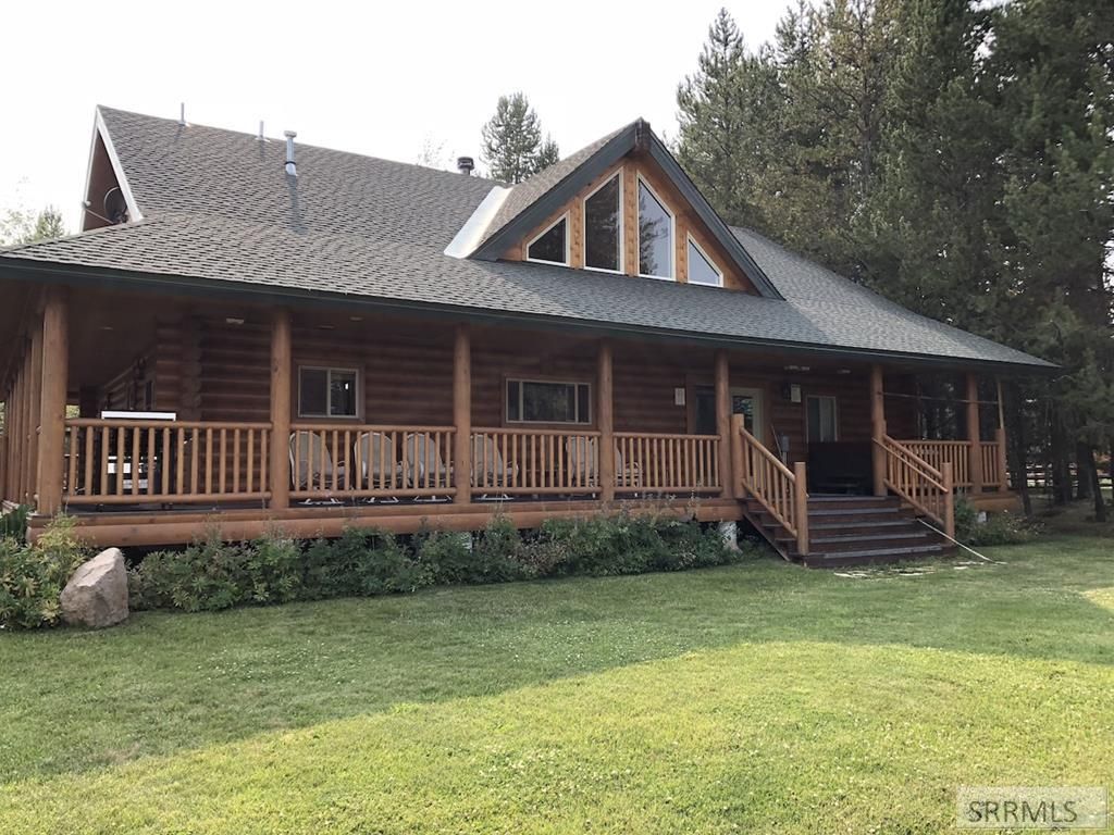 4197 Two Top Rd, Island Park, ID 83429