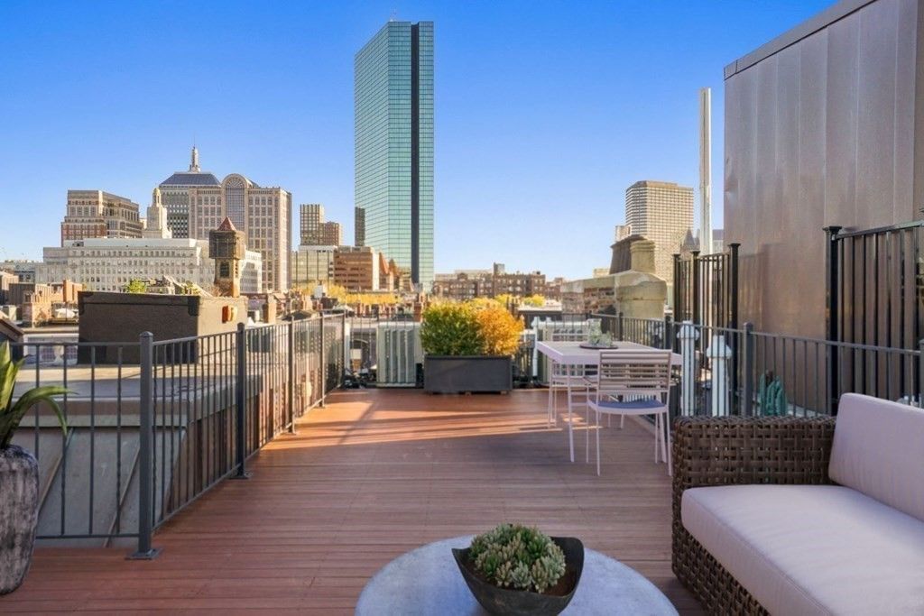 212 Beacon St #3, Boston, MA 02116