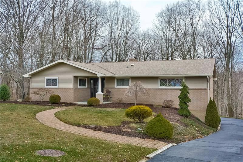 478 Amherst Ave, Coraopolis, PA 3 Bed, 3 Bath SingleFamily Home 25