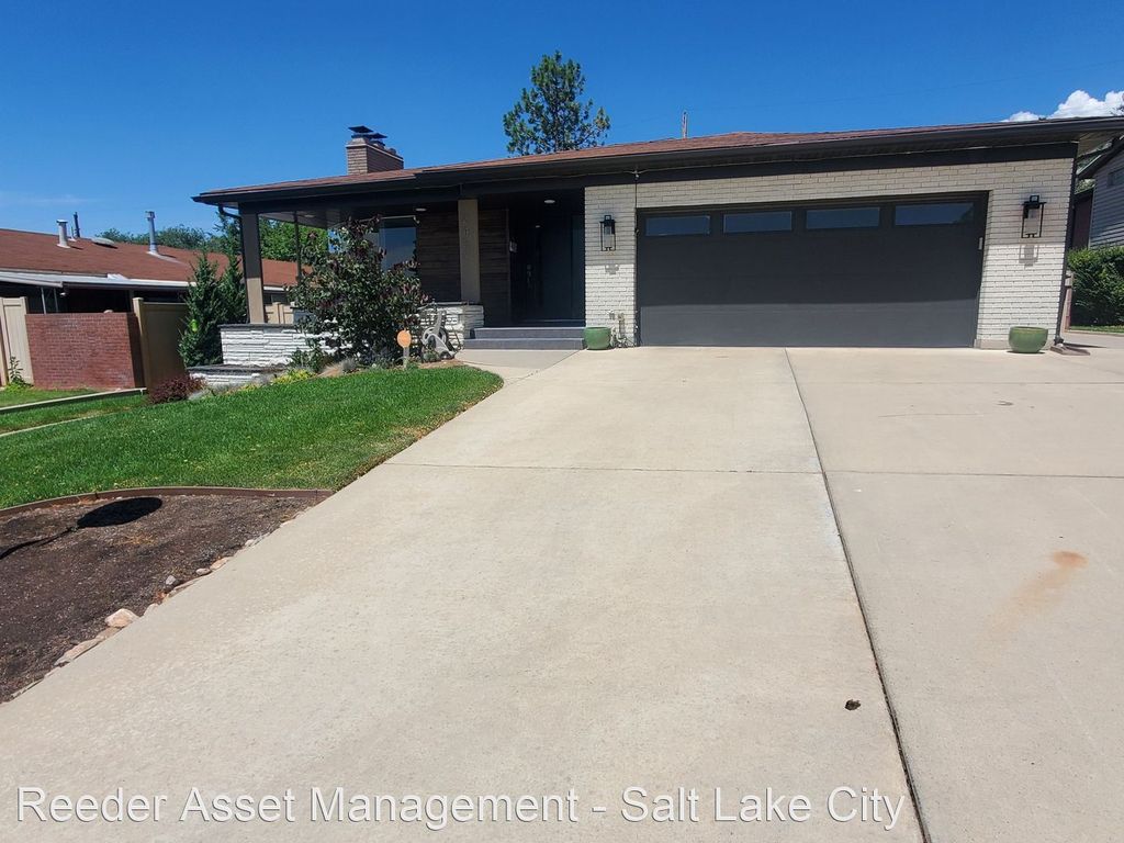 2427 E Blaine Ave, Salt Lake City, UT 84108