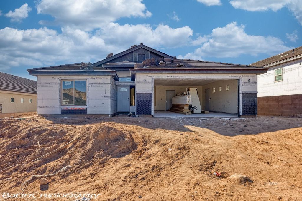 936 Shadow Hawk Rdg, Mesquite, NV 89027