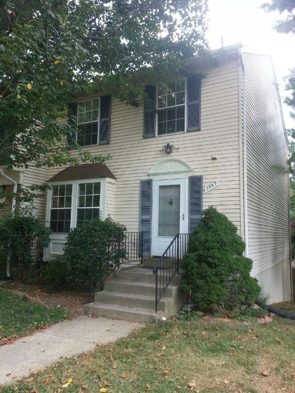7763 Hiawatha Ln, Rockville, MD 20855