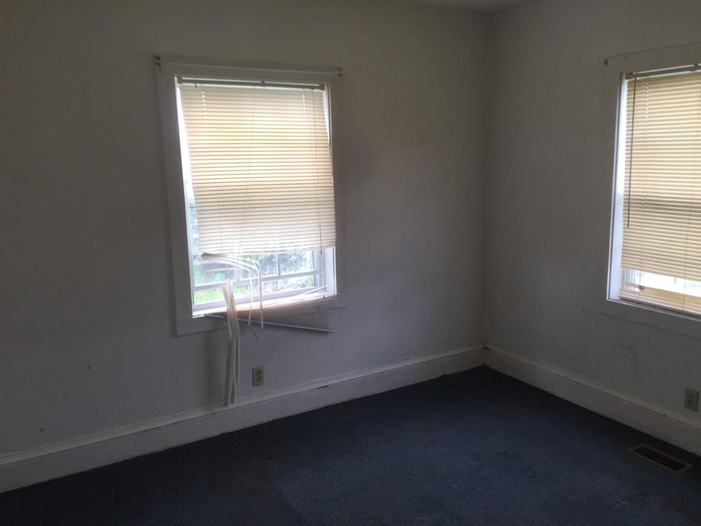 1419 N Central St, Knoxville, TN - 1 Bed, 1 Bath Single-Family Home - 6