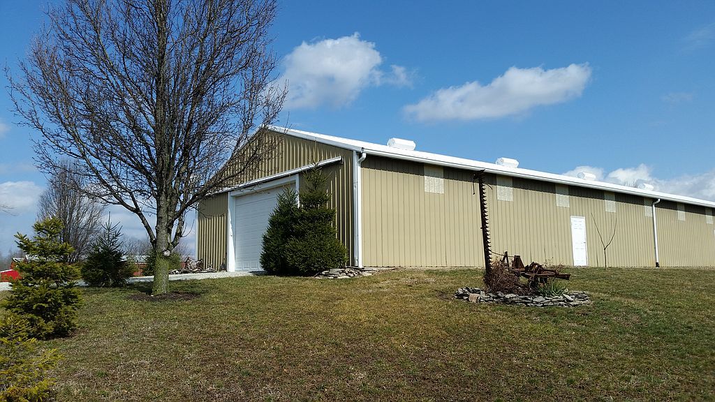 9157 Oxford Pike, Brookville, IN 47012