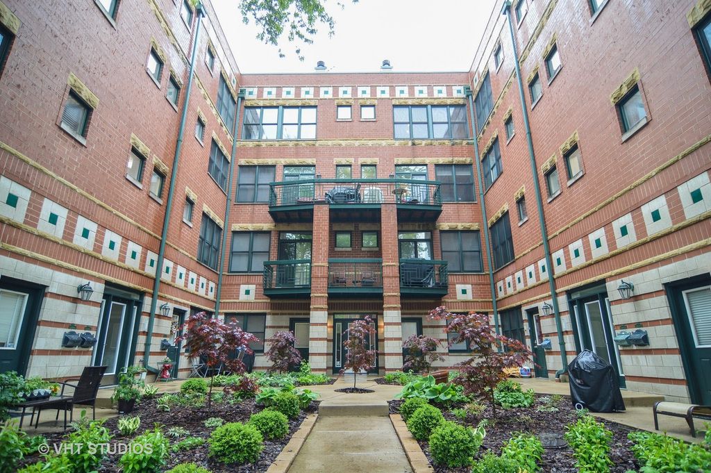 3721 N Sheffield Ave #B1, Chicago, IL 60613