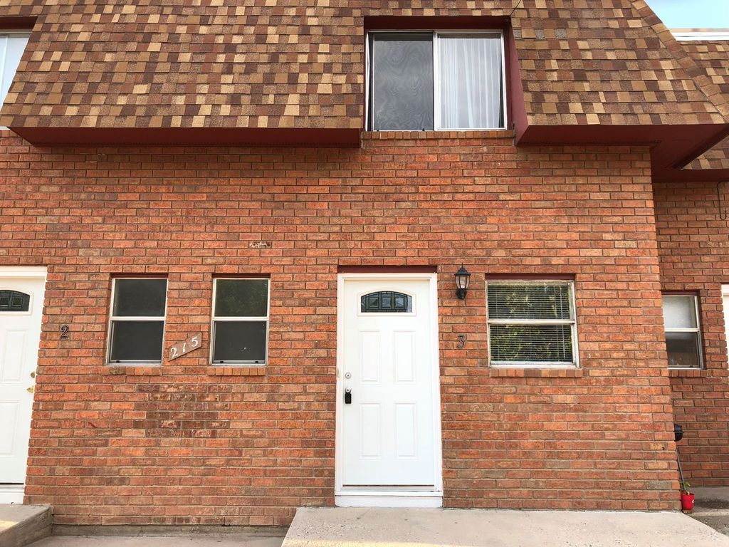 220 Chapa Pl #2, Pueblo, CO 81004