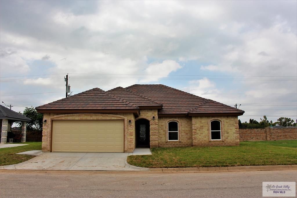 1171 Fairway Ln, Harlingen, TX 78552 3 Bed, 2 Bath 1171 Fairway Ln, Harlingen, TX 78552 3 Bed, 2 Bath