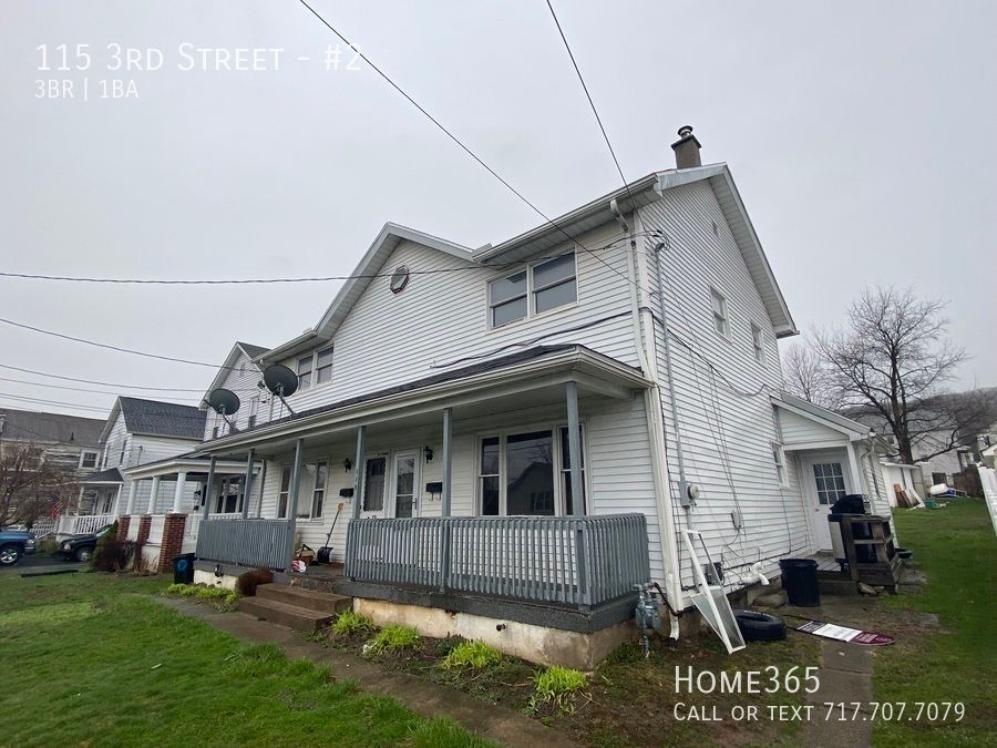 115 3rd St #2, Olyphant, PA 18447