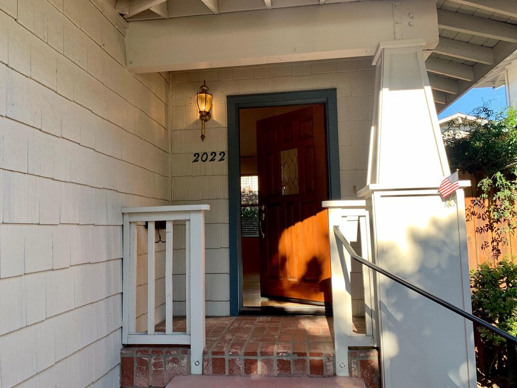 2022 Modoc Rd, Santa Barbara, CA 93101