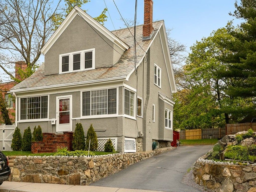 11 Baker St, West Roxbury, MA 3 Bed, 2 Bath SingleFamily Home 28