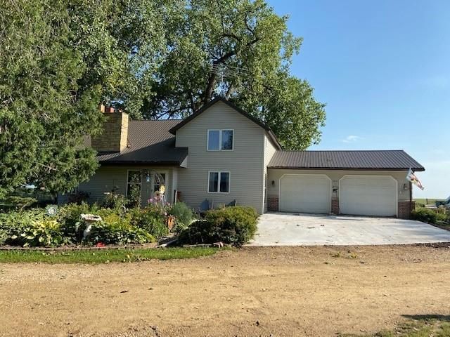 121 County Line Street, Clear Lake, WI 54005