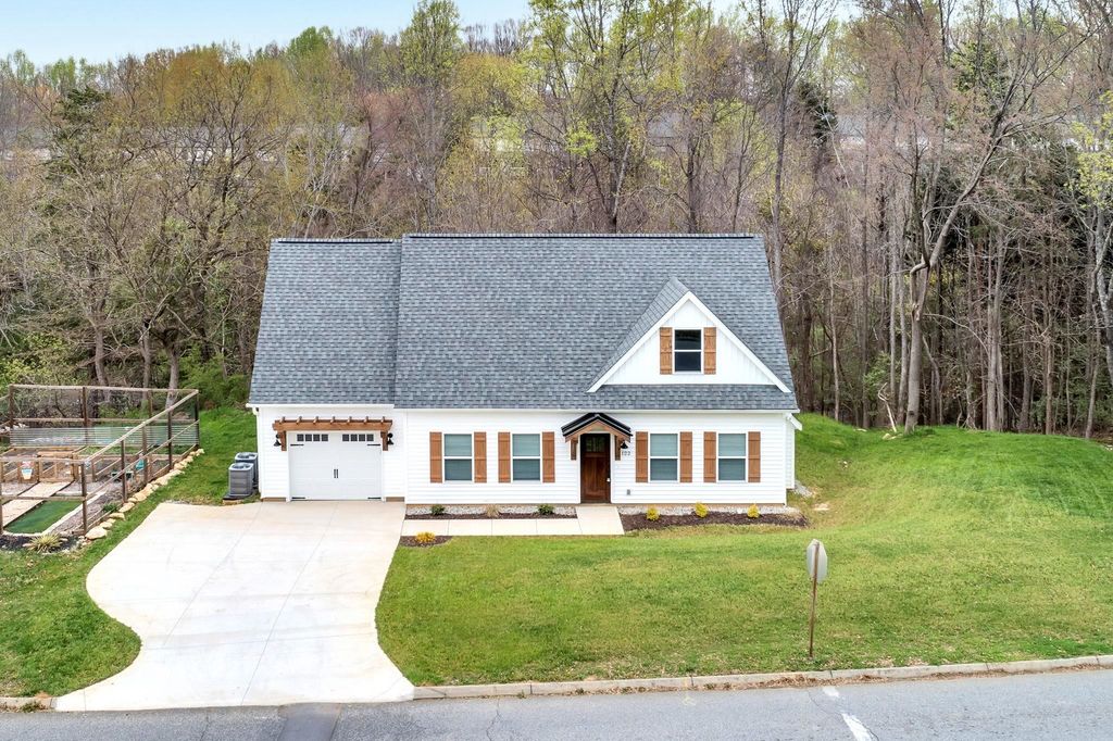 122 Hunters Woods Dr, Simpsonville, SC 29680 Trulia