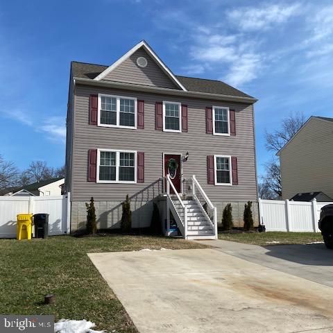 7717 West Dr, Glen Burnie, MD 21060