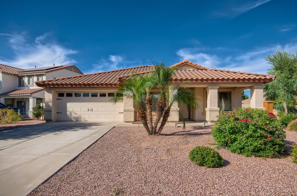 1114 E Shari St, San Tan Valley, AZ 85140