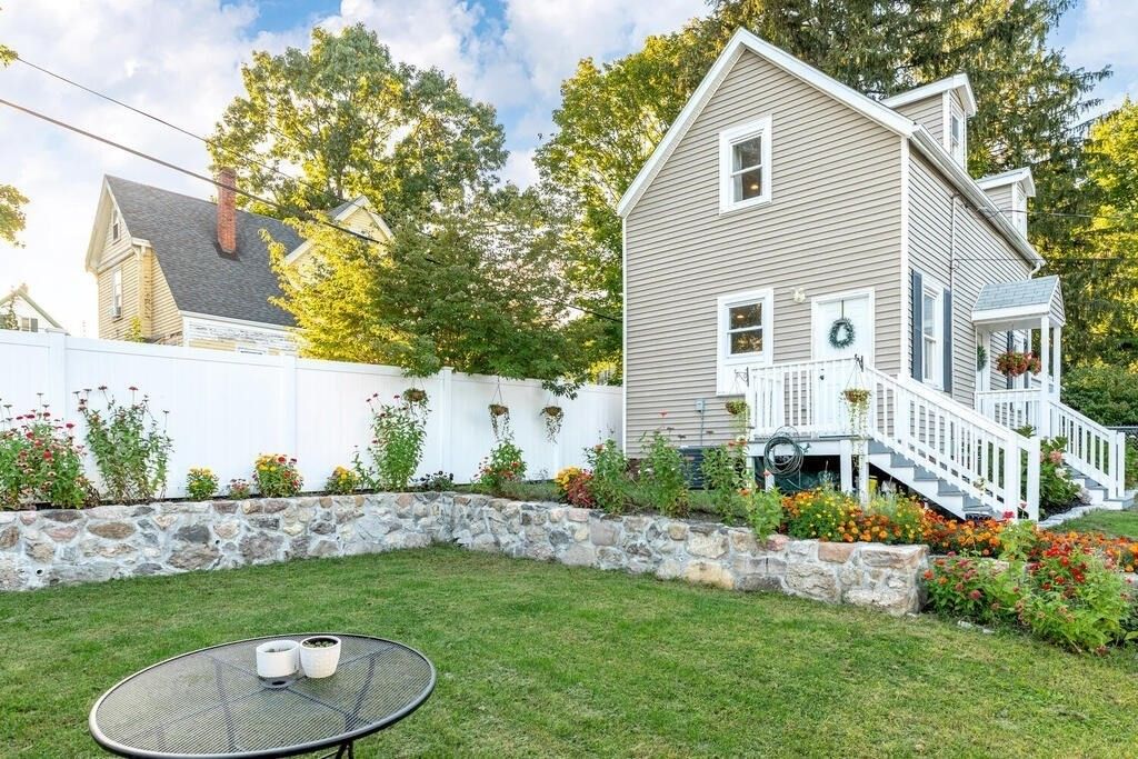 42R Cedar St #2, Mattapan, MA 02126