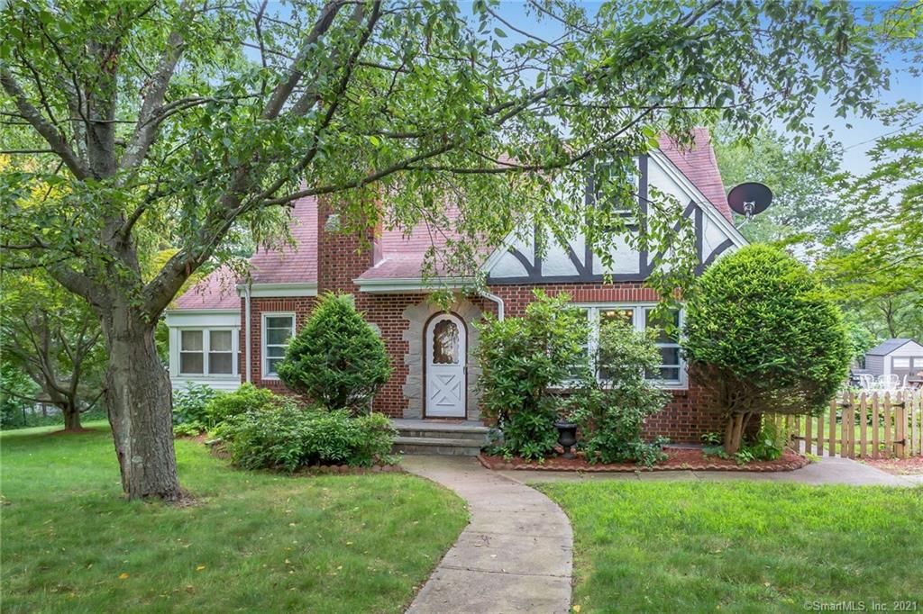 2475 Old Town Rd, Bridgeport, CT 06606 Trulia