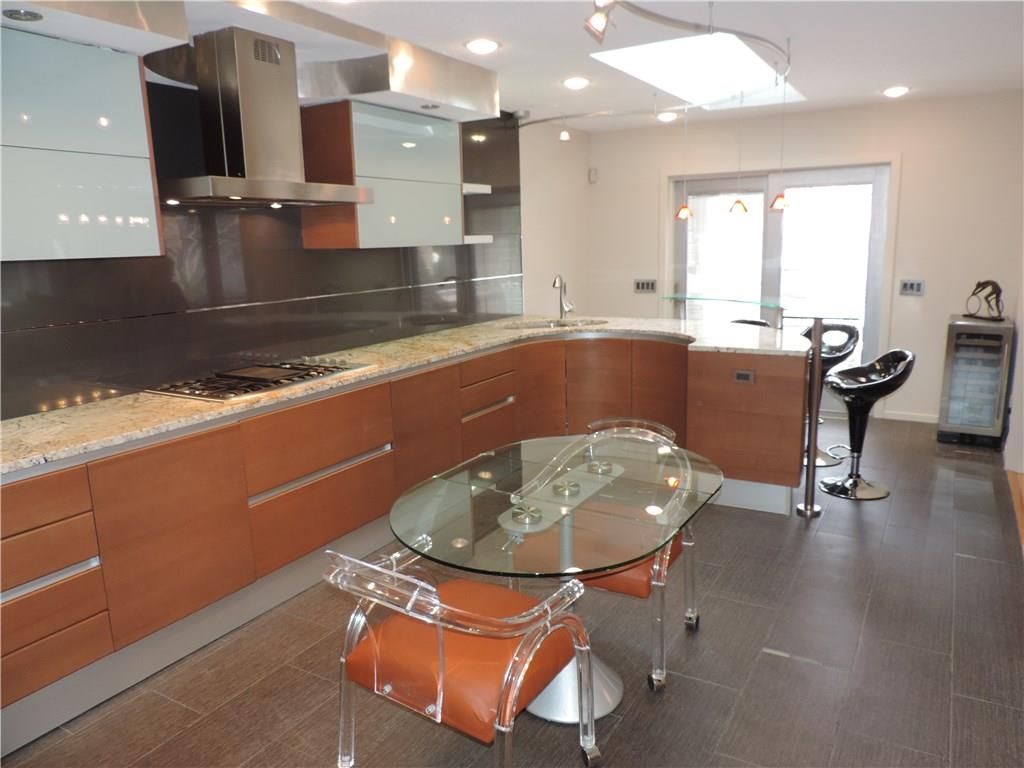 10 Pine Creek Ln, Rochester, NY - 4 Bed, 4 Bath Single-Family Home - 32