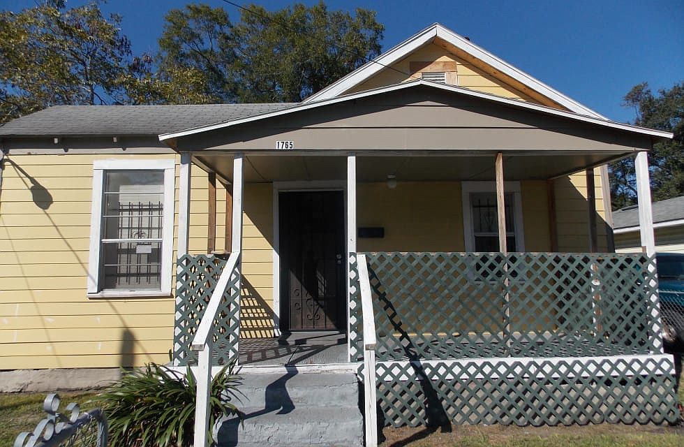 1765 Dot St, Jacksonville, FL 32209