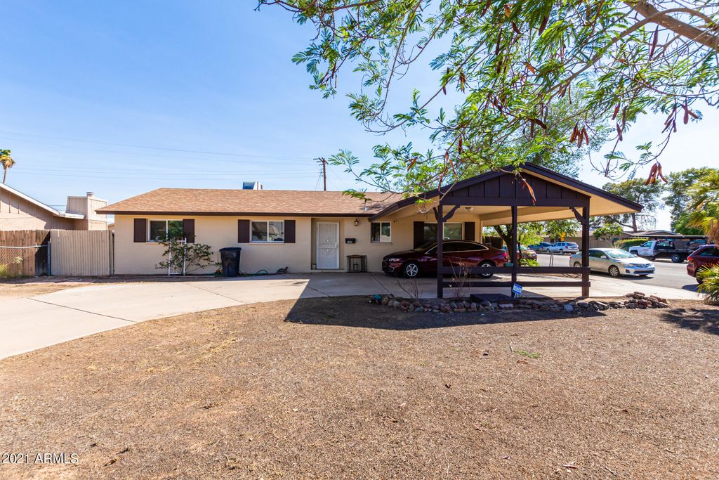 105 E Garnet Ave, Mesa, AZ 85210