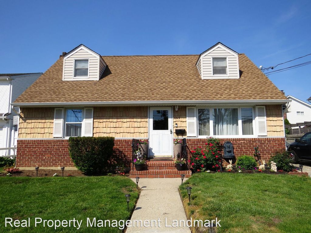663 E Meadow Ave 2, East Meadow, NY 11554 Trulia
