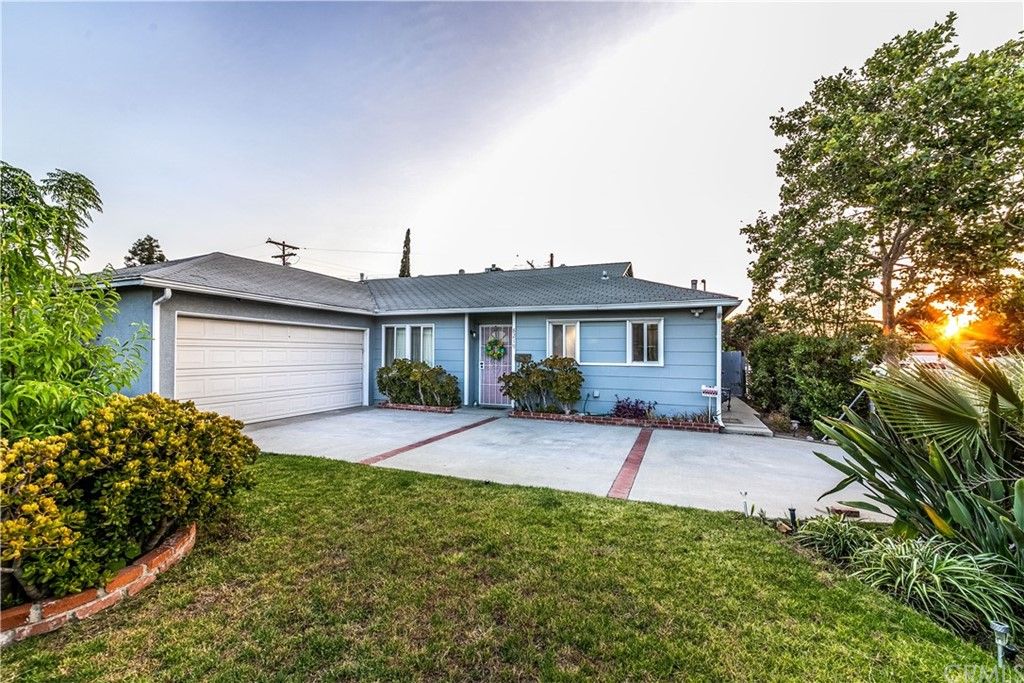 8219 Yarmouth Ave, Reseda, CA 91335