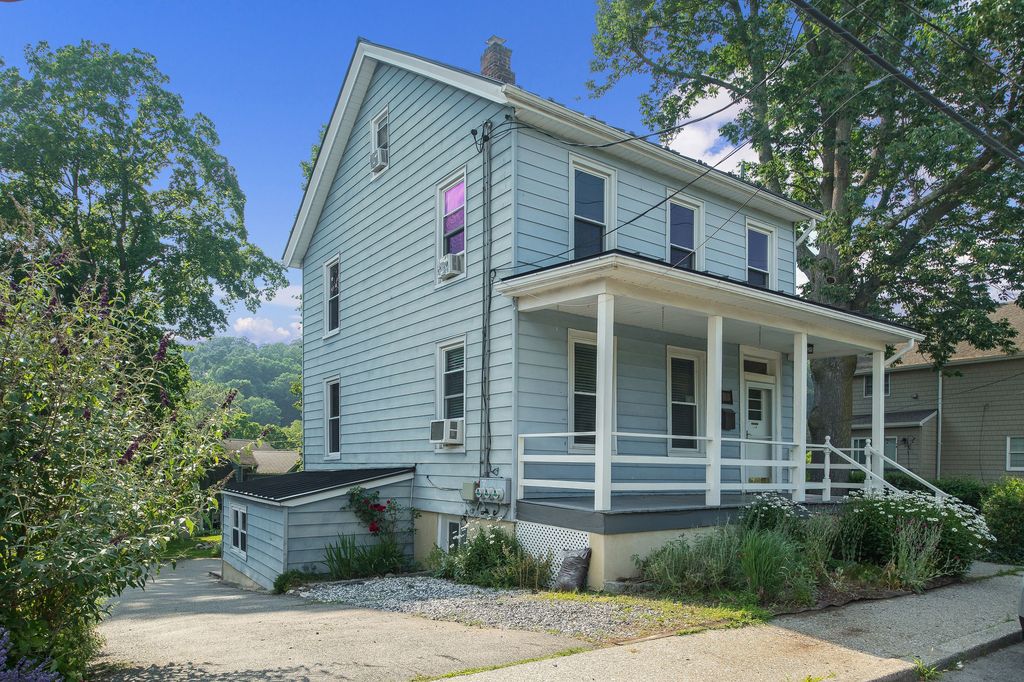 46 Vanderbilt Ave #1, Pleasantville, NY 10570
