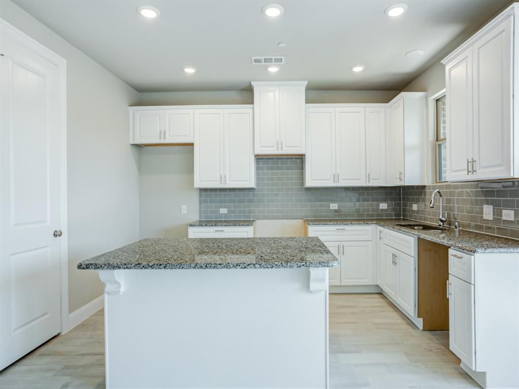 3005 Hamilton St, Plano, TX 75075