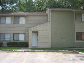 4513 Carter Creek Pkwy #8, Bryan, TX 77802