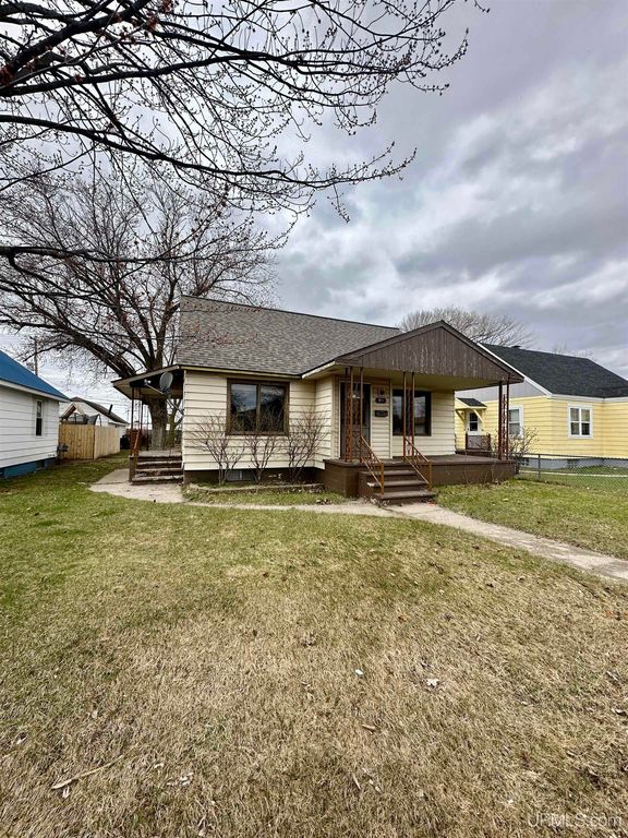 811 N 20th St, Escanaba, MI 49829 Trulia