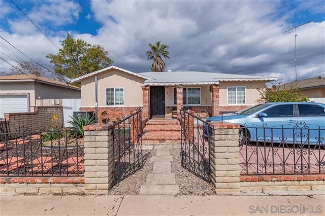 634 Erica St, Escondido, CA 92027