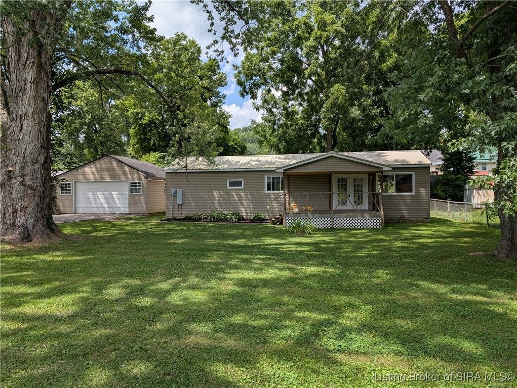 407 Spring Street, Milltown, IN 47145