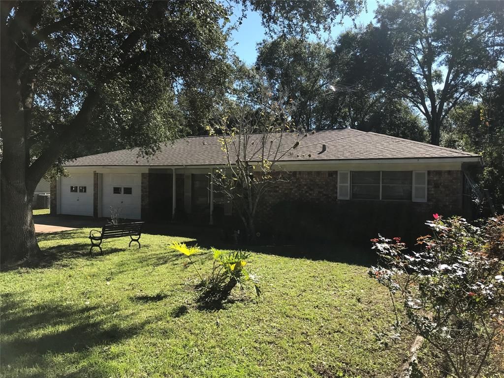 644 6th St, Sealy, TX 77474 Trulia