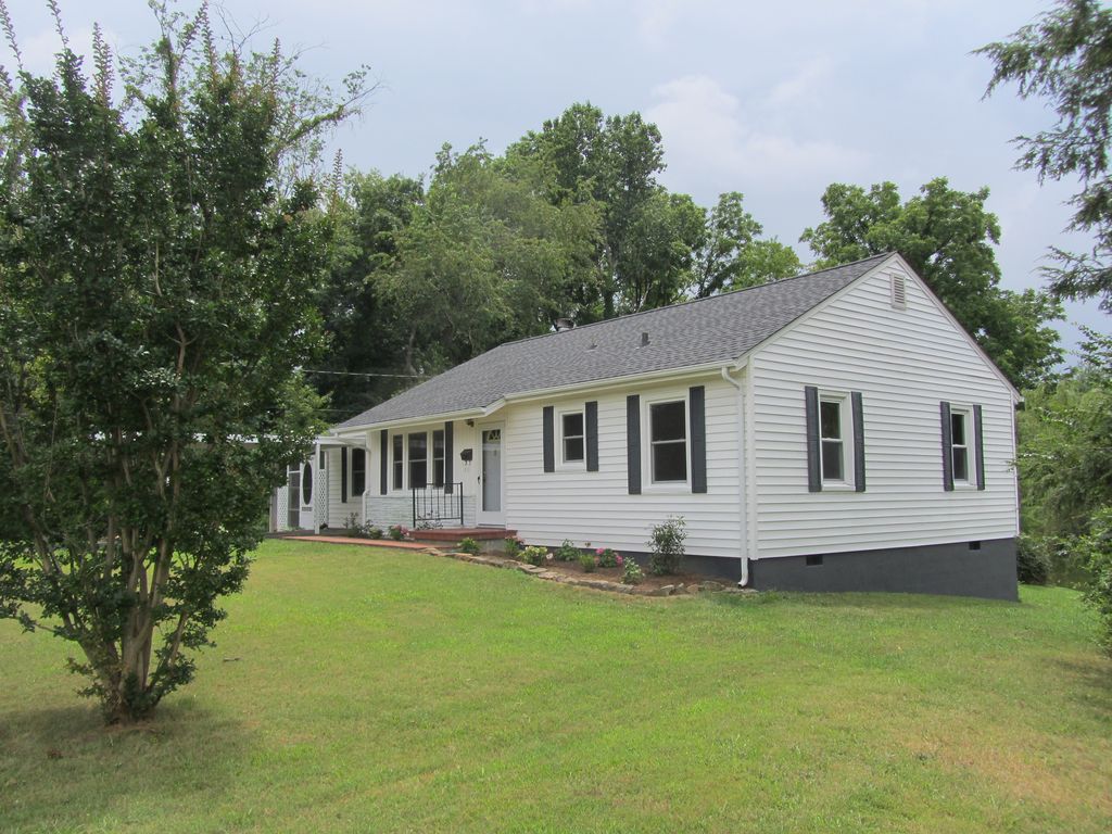 910 Lake Dr, Johnson City, TN 37601 Trulia