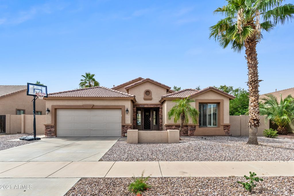 21325 E Calle De Flores, Queen Creek, AZ 85142