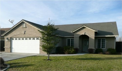 3368 Oak St, Anderson, CA 96007