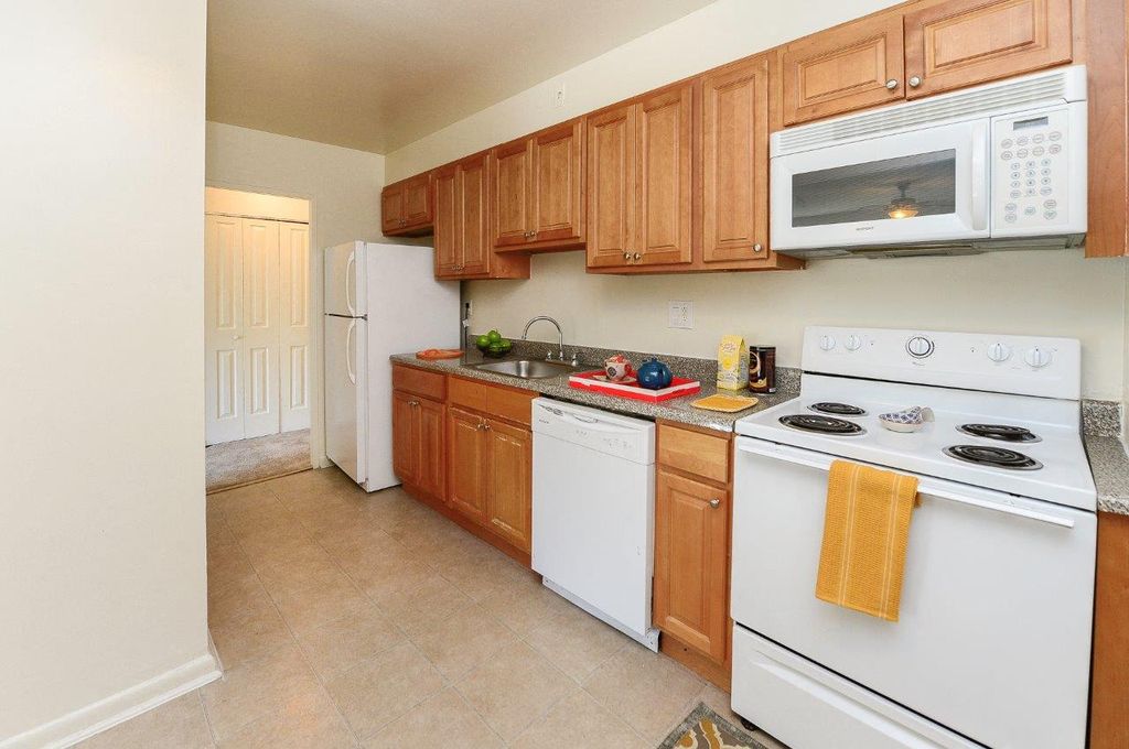 Colonials Apartment Homes Cherry Hill, NJ Trulia