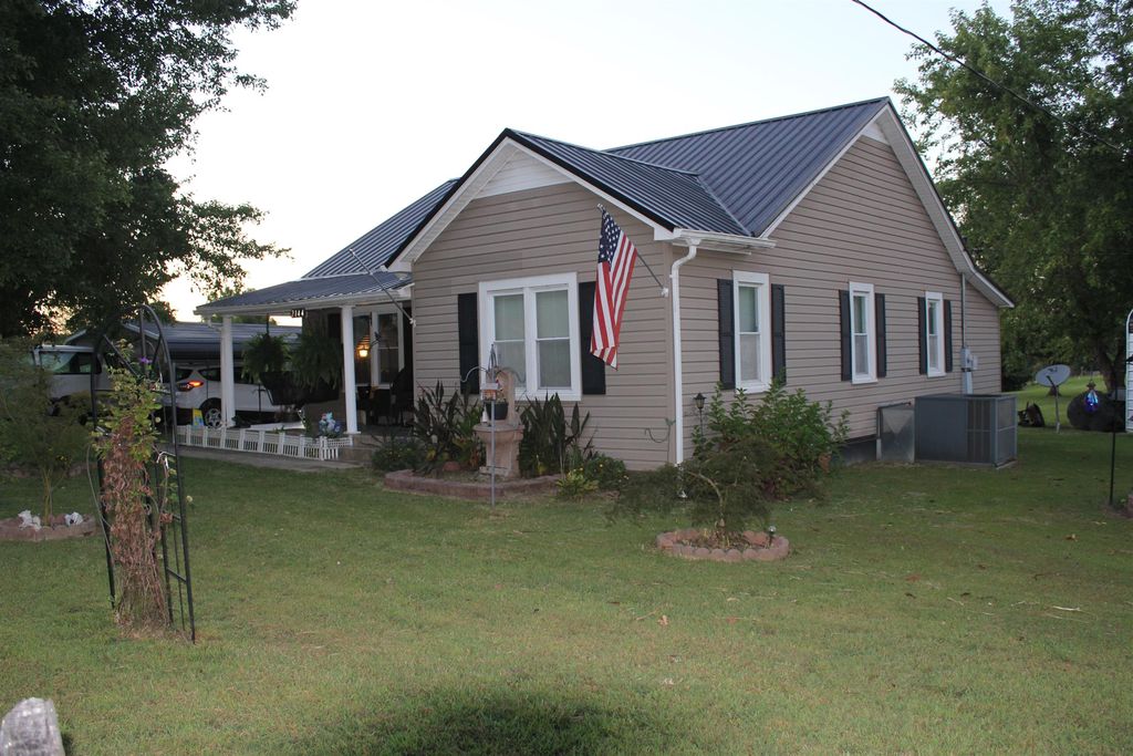 2144 Old Blacktop Rd, Mc Ewen, TN 37101 Trulia