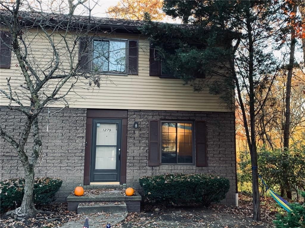 1279 Front St 2, Cuyahoga Falls, OH 2 Bed, 2 Bath Condo 19 Photos